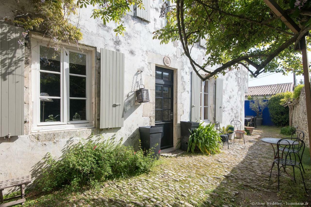 Le Clos Du Vieux Porche La Couarde-sur-Mer Eksteriør bilde